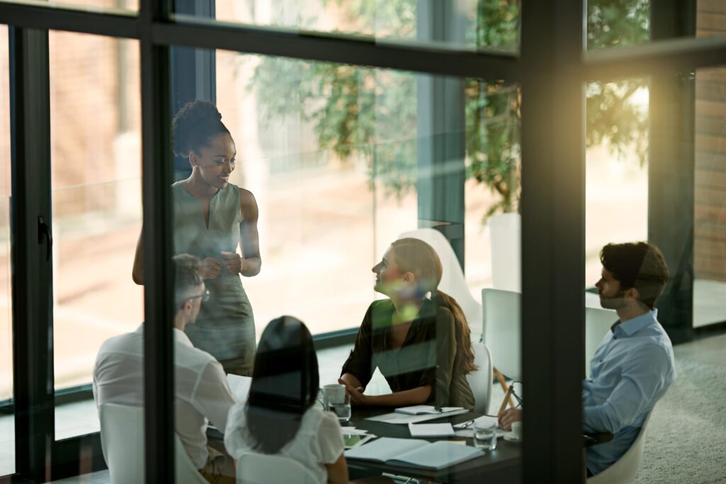 Treinamento corporativo e desenvolvimento de lideranças